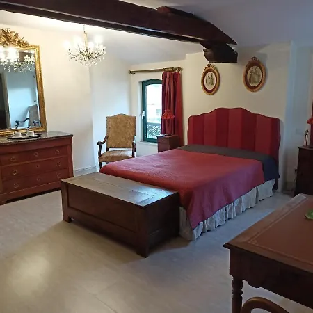 Bed & Breakfast Au Fond De La Cour 3*